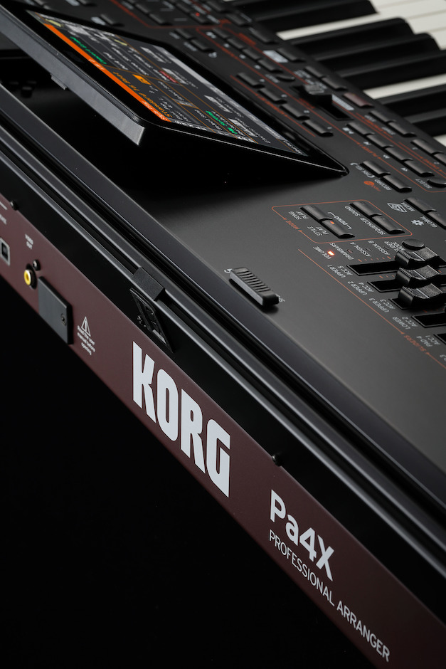 KORG PA4X-76 ARRANGER KEYBOARD